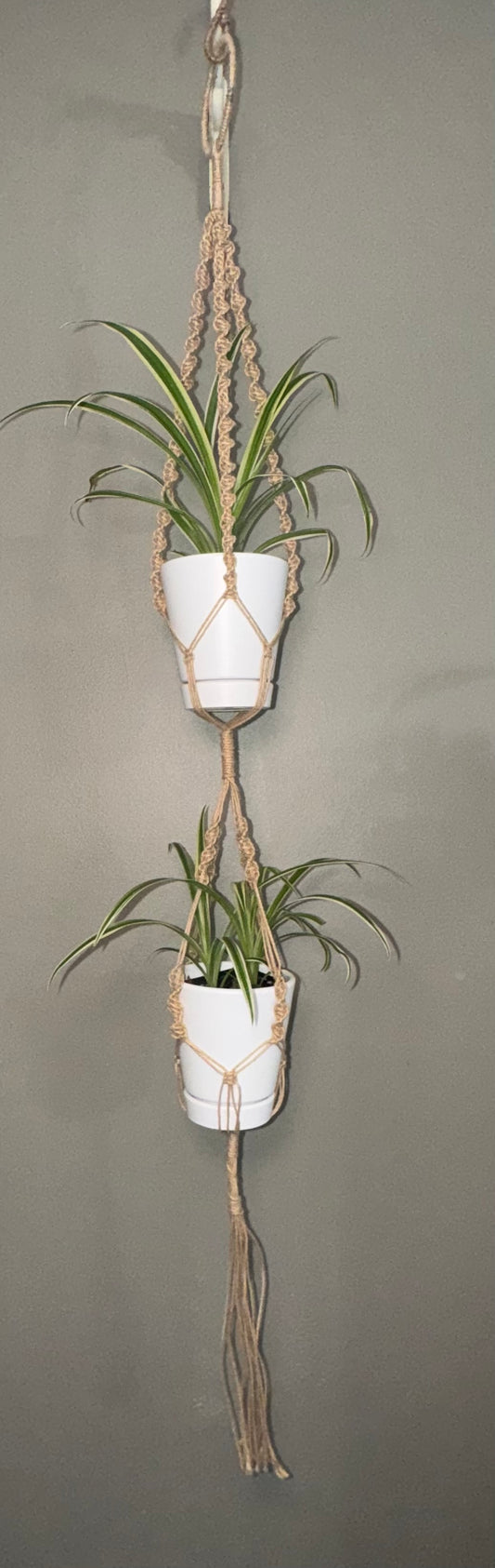 Macrame Plant Hanger "Shania"